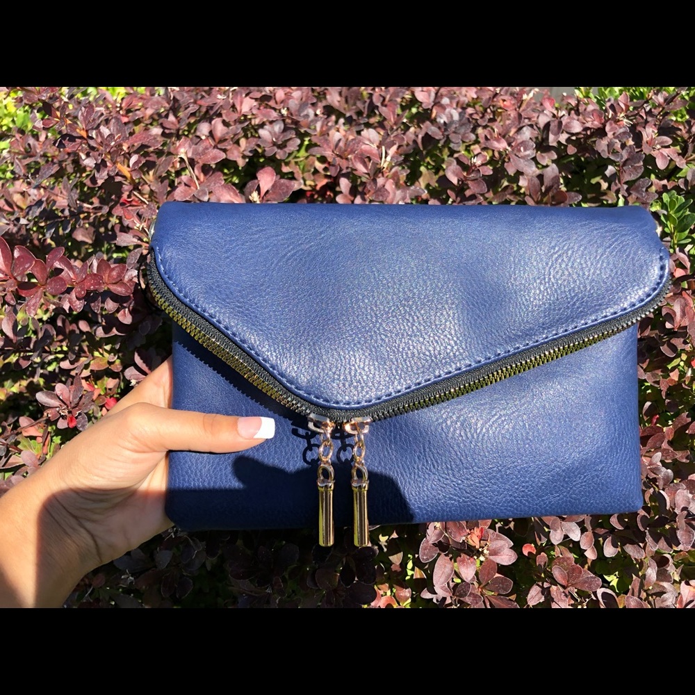 Cute clutch